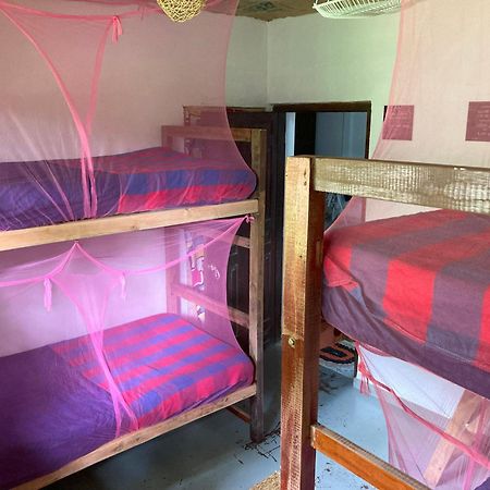 Hostel Singha Lounge Unawatuna Ngoại thất bức ảnh